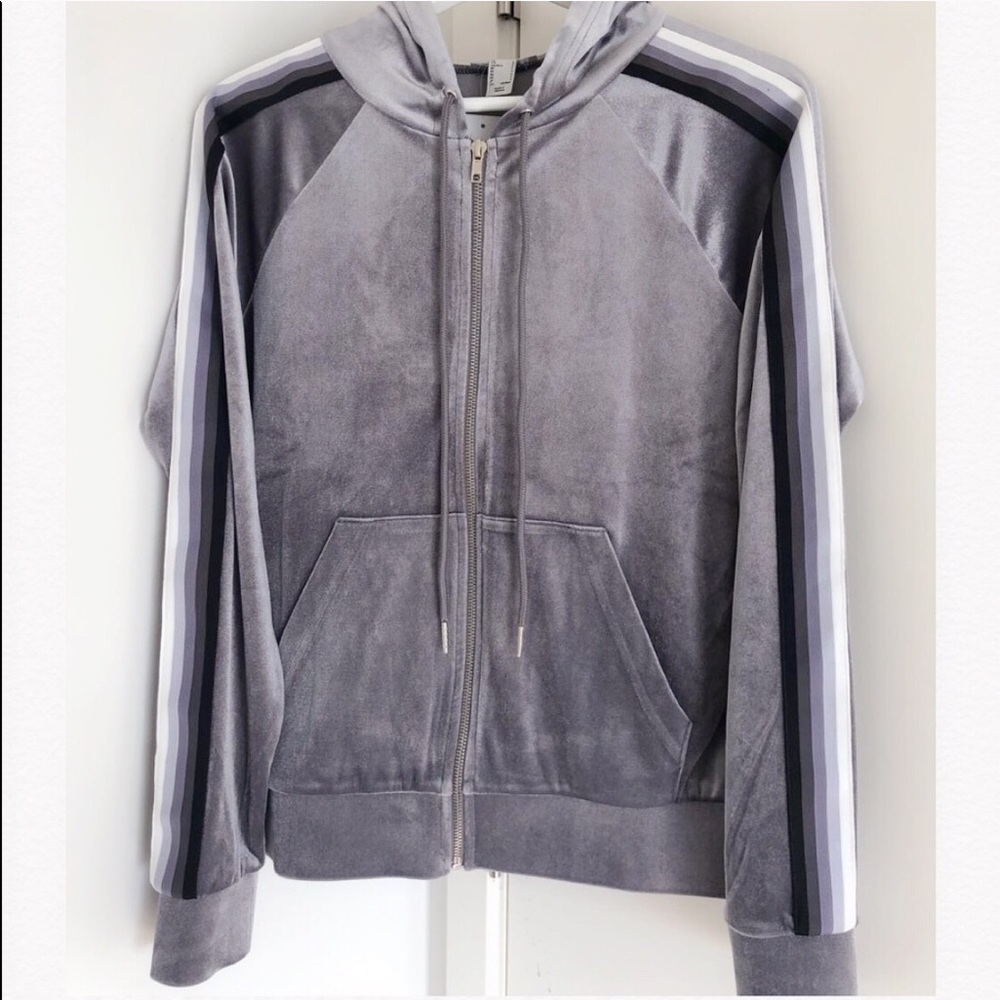 New silk like hoodie- Size small - Picture 1 of 2